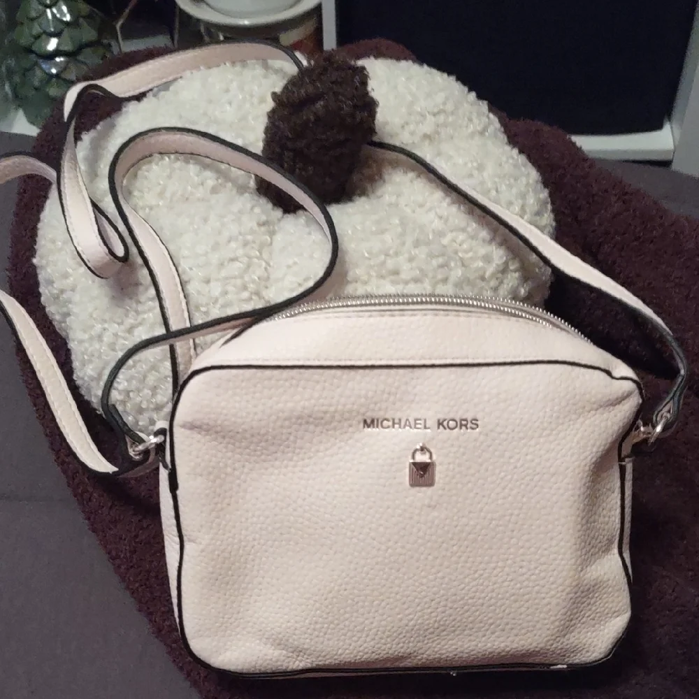 Michael Kors Crossbody Bag